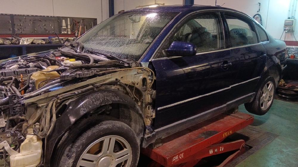 RETROVISOR DERECHO VOLKSWAGEN PASSAT 1.9 TDI 6MT 130CV