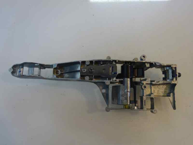 MANETA INTERIOR DELANTERA IZQUIERDA PEUGEOT 2008 1.2 VTI MT 82CV