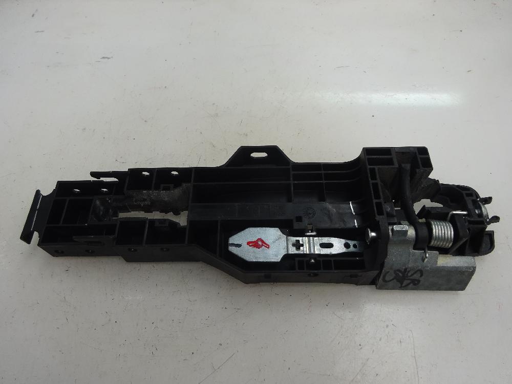 SOPORTE MANETA EXTERIOR PUERTA TRASERA IZQUIERDA NISSAN MICRA 1.2 MT 98CV | 72KW