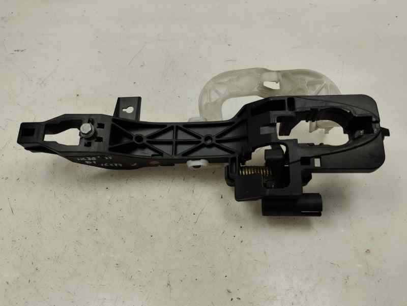 SOPORTE MANETA EXTERIOR DELANTERA IZQUIERDA HYUNDAI IX35 2.0 CRDI MT 4WD 136CV