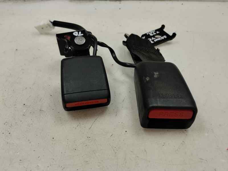 ANCLAJE CINTURON TRASERO DERECHO HYUNDAI BAYON 1.2 MT 84CV | 62KW