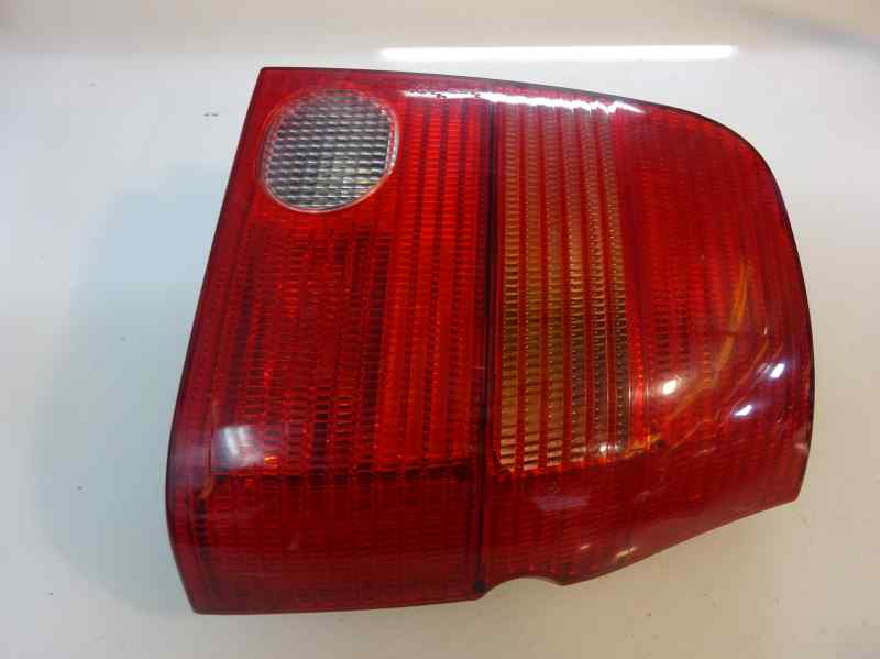 PILOTO TRASERO DERECHO VOLKSWAGEN LUPO 1.7 SDI MT 60CV | 44KW