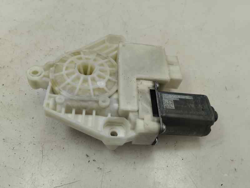 MOTOR ELEVALUNAS DELANTERO DERECHO SKODA FABIA 1.0 MT 75CV