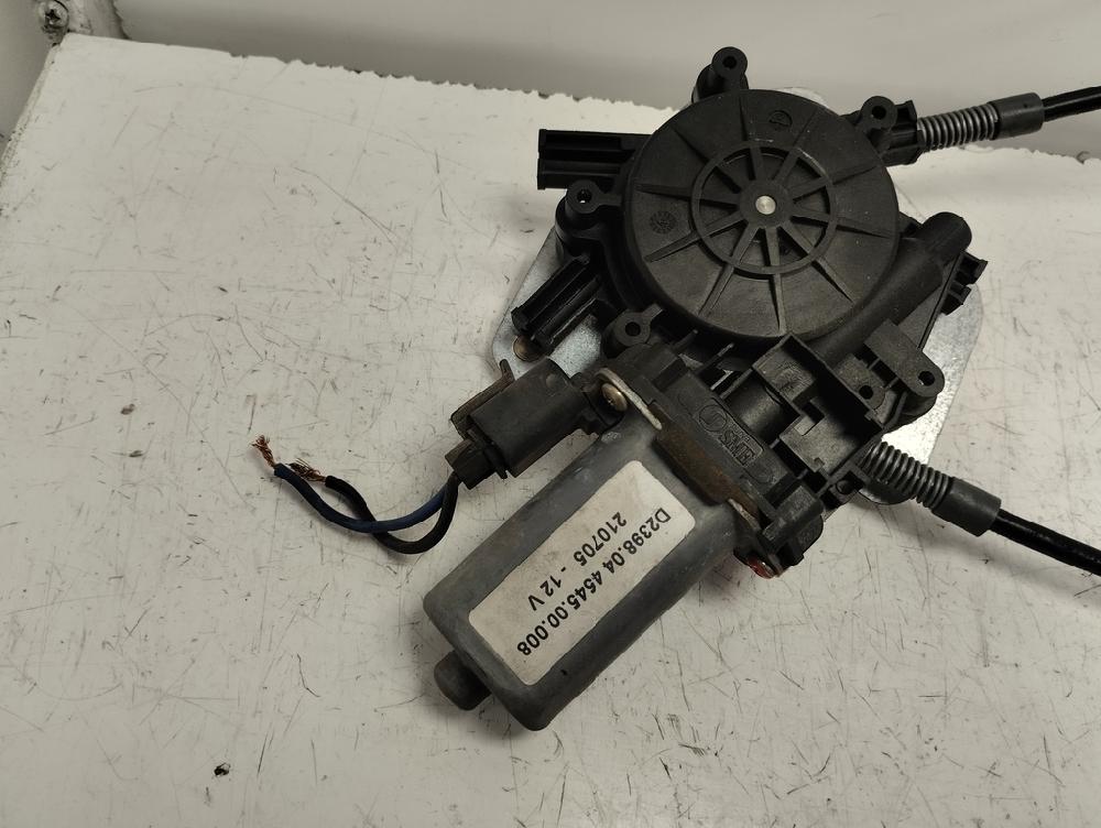 ELEVALUNAS DELANTERO DERECHO RENAULT CLIO 1.2 MT 75CV