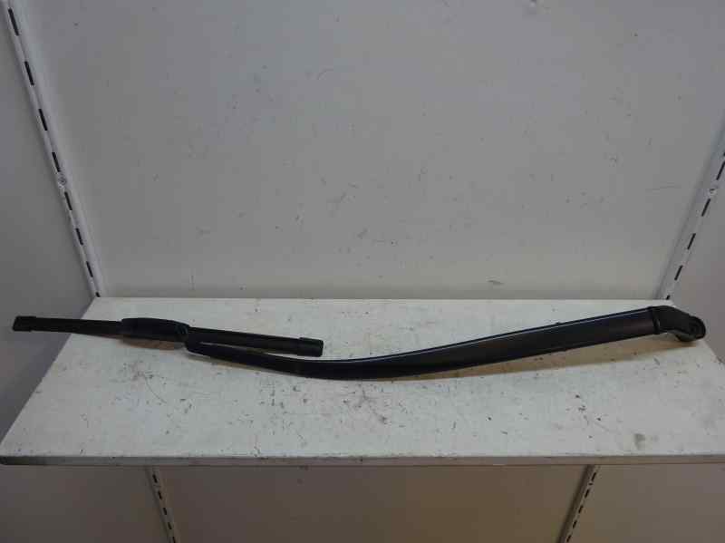 BRAZO LIMPIA DELANTERO DERECHO TOYOTA PRIUS 1.8CVT 99CV