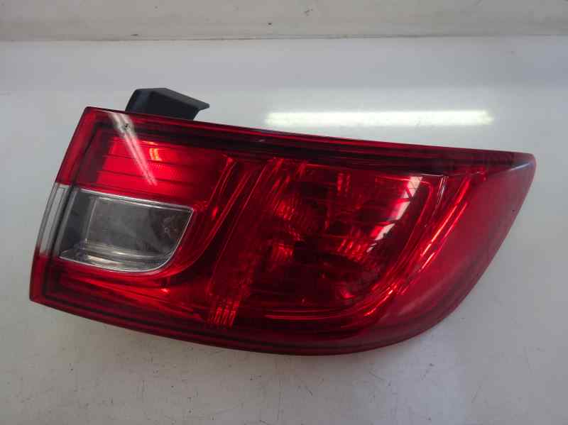 PILOTO TRASERO DERECHO RENAULT CLIO 1.5 DCI MT 90CV