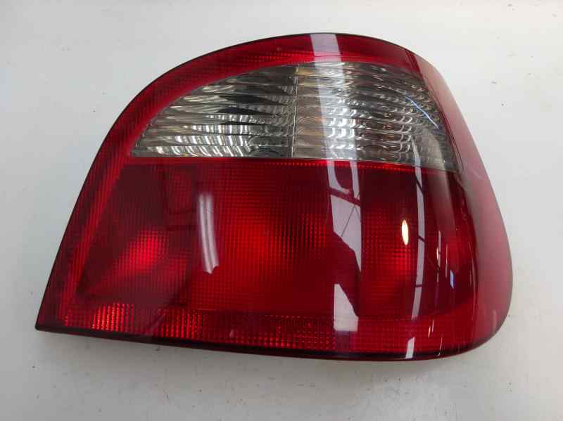 PILOTO TRASERO DERECHO RENAULT MEGANE 2002 1.9 MT 80CV | 59KW
