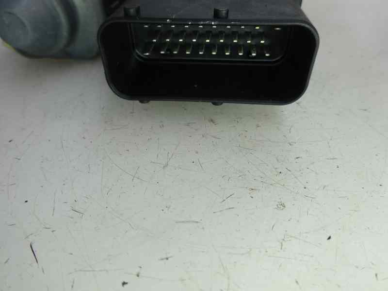 MOTOR ELEVALUNAS DELANTERO DERECHO SEAT TOLEDO 1.8 MT 125CV | 92KW