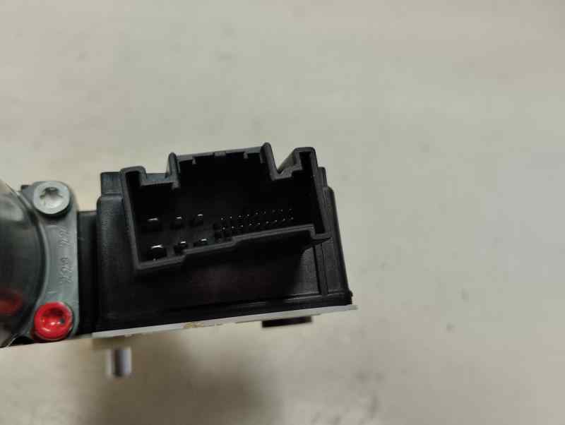 MOTOR ELEVALUNAS DELANTERO IZQUIERDO SEAT ARONA 1.0 AMT 110CV | 81KW