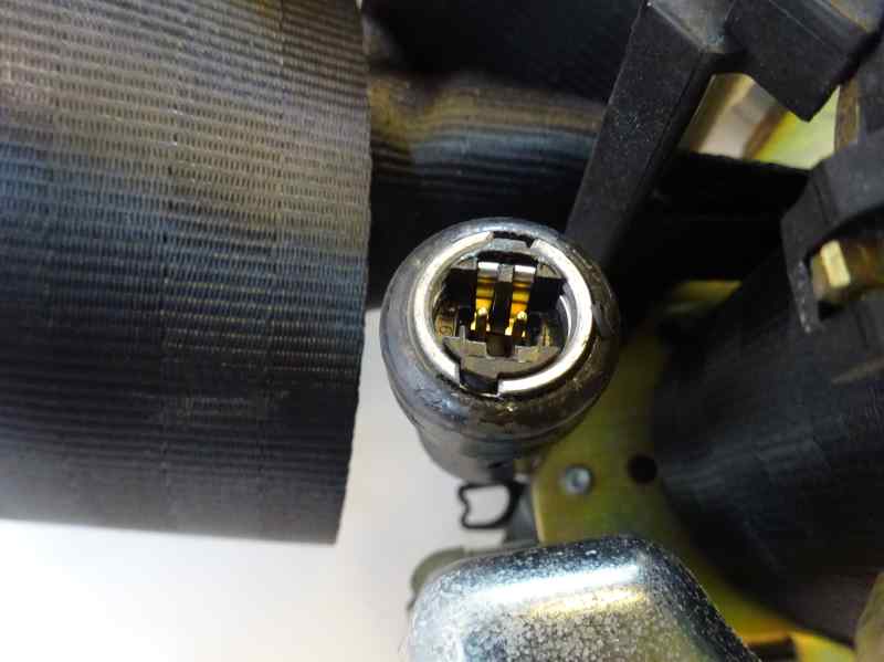 CINTURON SEGURIDAD DELANTERO DERECHO PEUGEOT 407 2.0 MT 136CV
