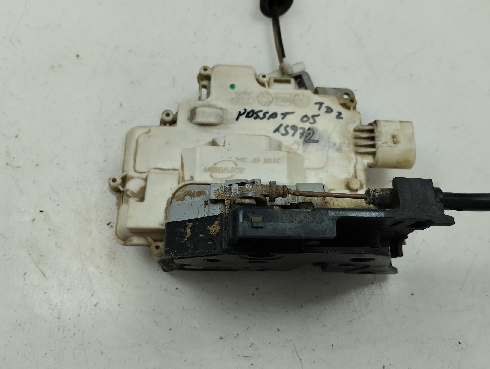 CERRADURA PUERTA TRASERA DERECHA VOLKSWAGEN PASSAT 2.0 TDI MT 140CV