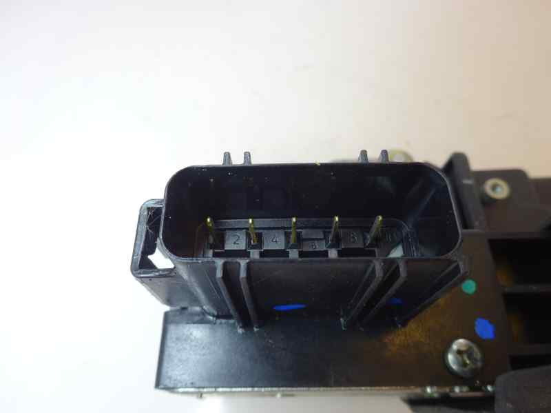 CERRADURA PUERTA TRASERA DERECHA FORD FUSION 1.6 TDCI MT 90CV