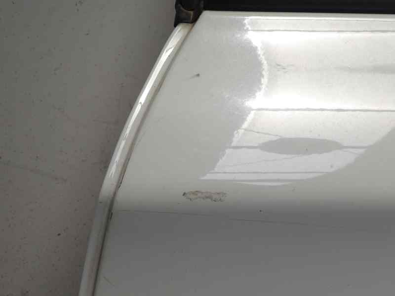 PUERTA TRASERA IZQUIERDA BMW SERIE 1 2009 2.0 MT 150CV | 110KW