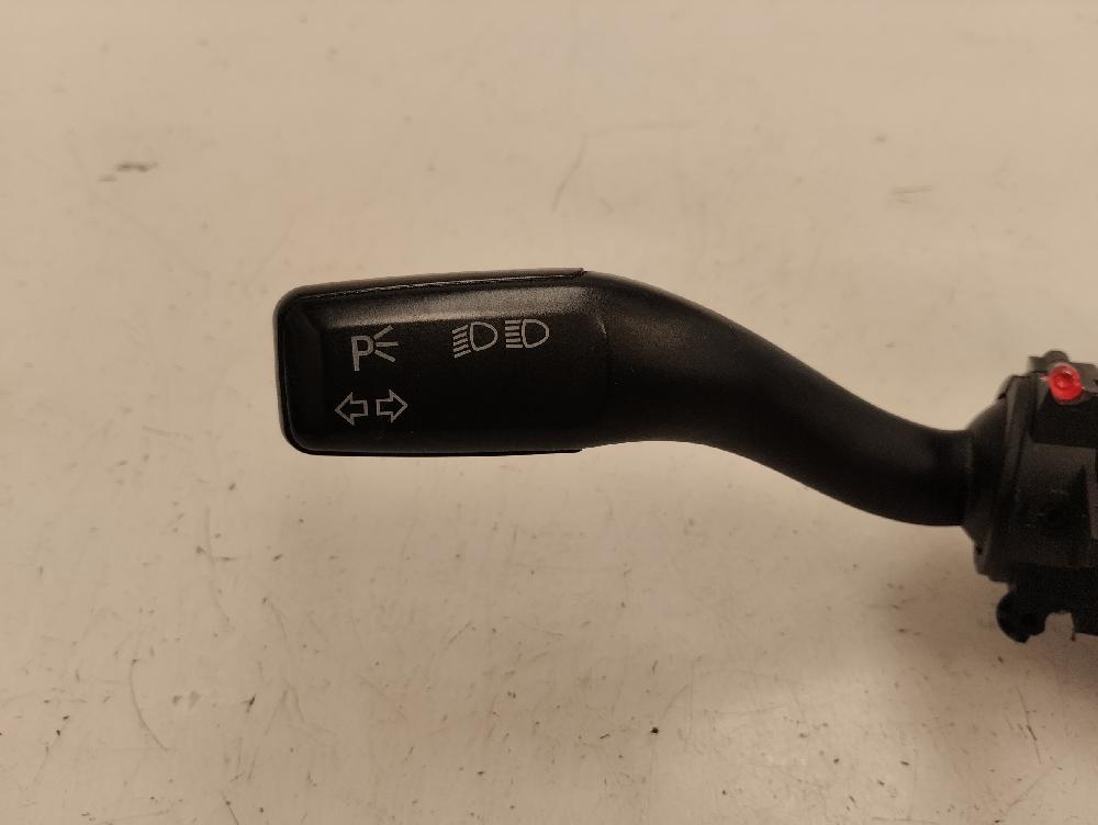 MANDO INTERMITENTES AUDI A4 2003 1.9 TDI 6MT 130CV