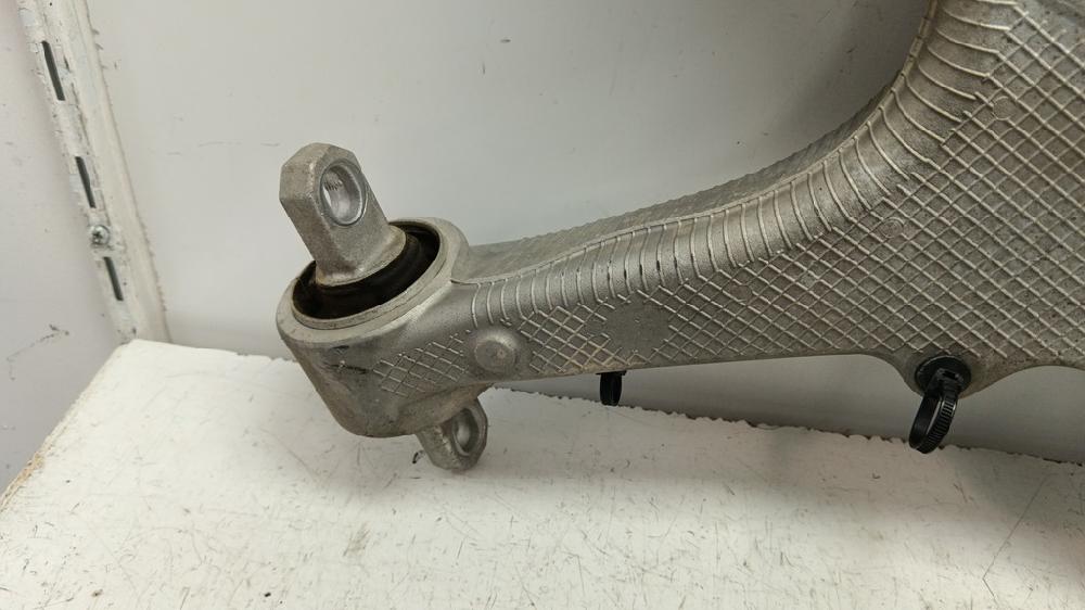 BRAZO SUSPENSION INFERIOR TRASERO IZQUIERDO VOLVO XC60 2.0 D4 AT AWD 190CV | 140KW