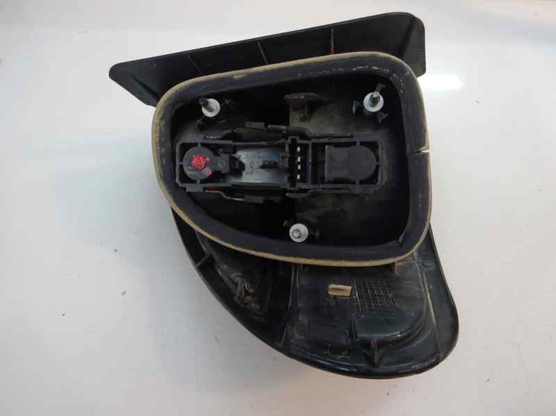 PILOTO TRASERO DERECHO RENAULT LAGUNA 1.9 DTI MT 100CV