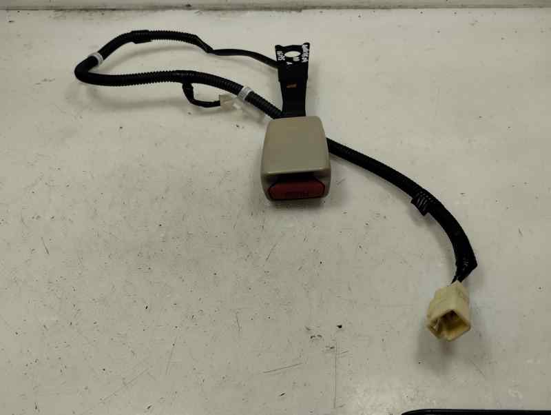 ANCLAJE CINTURON DELANTERO DERECHO TOYOTA AVENSIS 2.0 D MT 116CV | 85KW