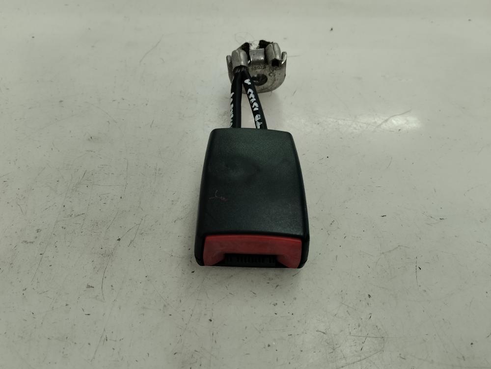 CINTURON SEGURIDAD TRASERO DERECHO SKODA SUPERB 2.0 TDI MT 140CV | 103KW