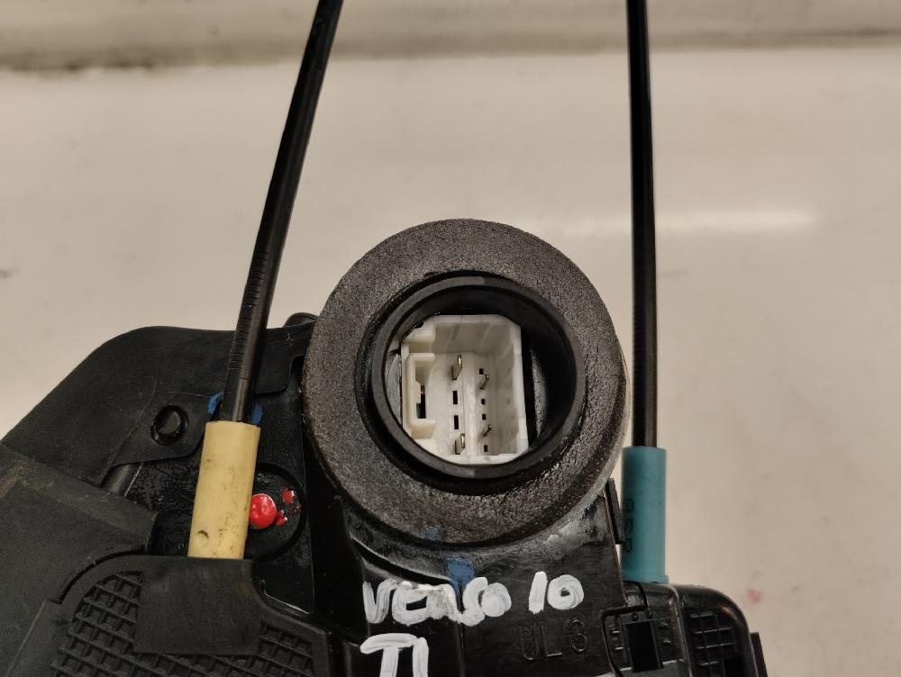 CERRADURA PUERTA TRASERA IZQUIERDA TOYOTA VERSO 2.0 D-4D MT 128CV