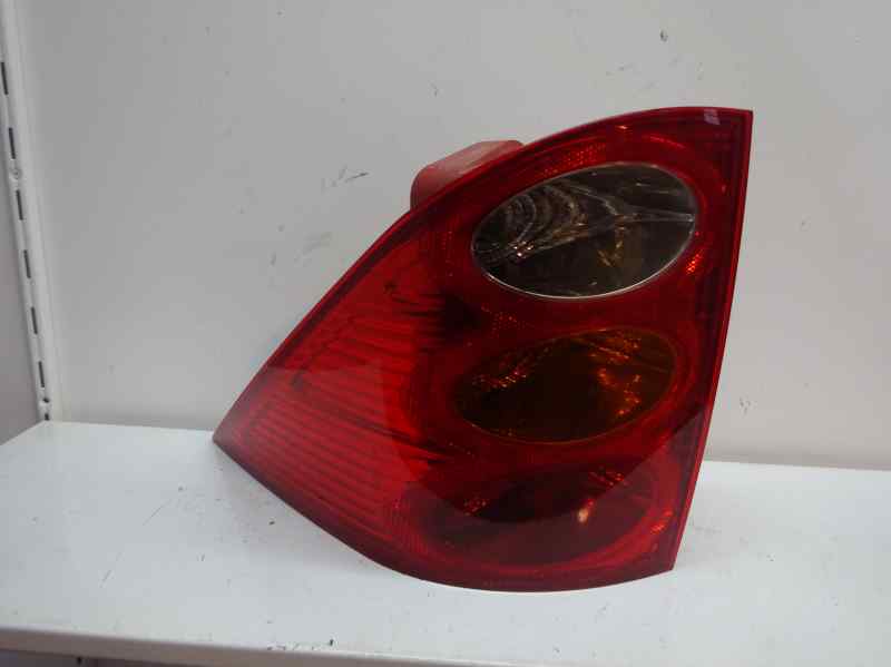 PILOTO TRASERO DERECHO PEUGEOT 1007 2005 1.6 MT 109CV | 80KW
