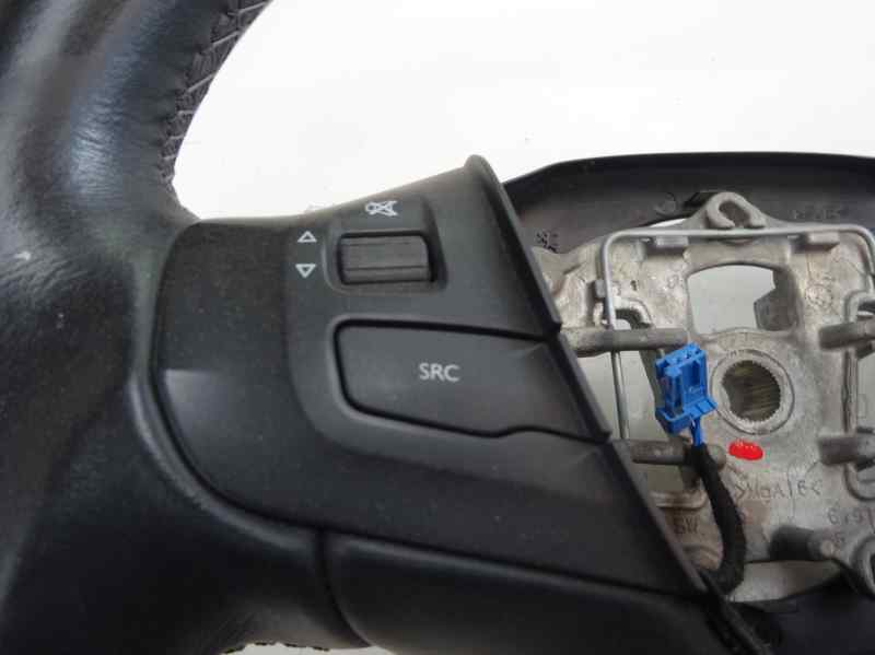 VOLANTE PEUGEOT 2008 1.6 MT 120CV | 88KW
