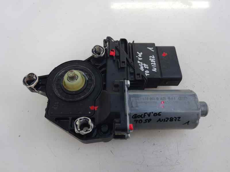 MOTOR ELEVALUNAS TRASERO DERECHO VOLKSWAGEN GOLF 1.9 TDI 5MT 105CV