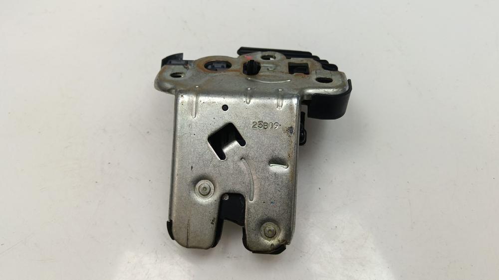 CERRADURA MALETERO PORTON AUDI A3 2.0 TDI DPF MT 140CV