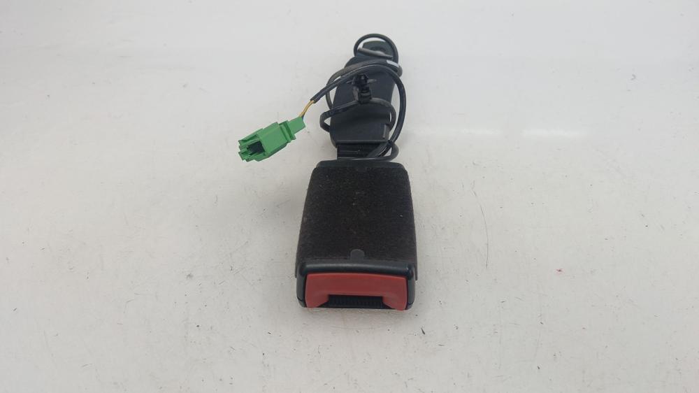 ANCLAJE CINTURON DELANTERO DERECHO SEAT IBIZA 2017 1.2 MT 90CV | 66KW