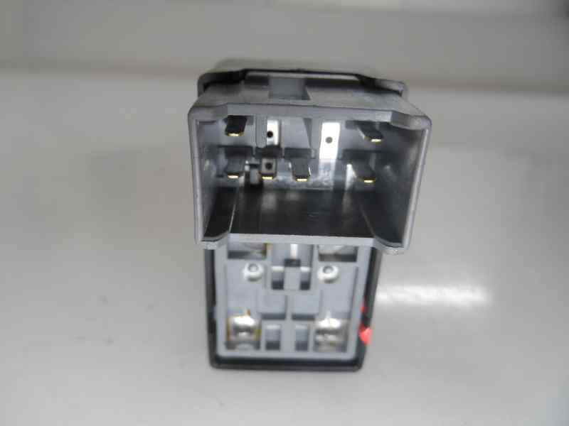 MANDO ELEVALUNAS TRASERO DERECHO CHEVROLET NUBIRA 1.8 MT 122CV | 90KW
