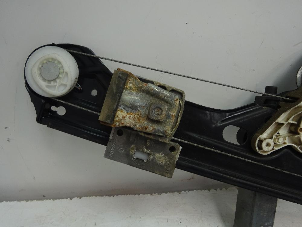 ELEVALUNAS TRASERO DERECHO MERCEDES BENZ CLASE C 2007 2.2 MT 150CV | 110KW