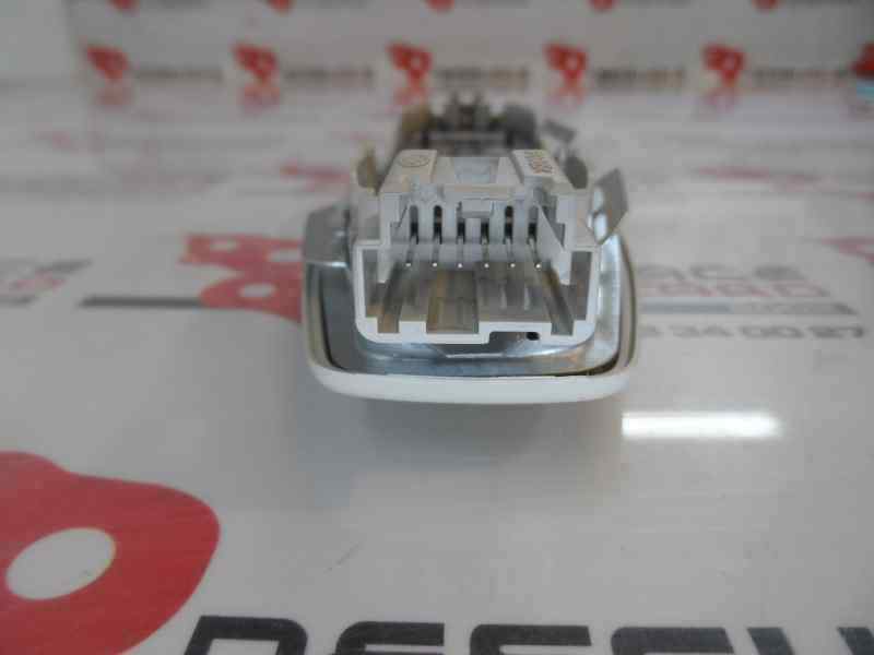 LUZ INTERIOR FORD FOCUS 1.6 TDCI MT 115CV