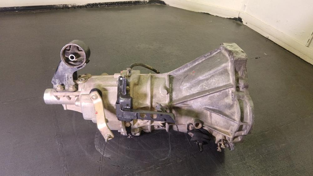 CAJA CAMBIOS NISSAN VANETTE 1998 2.3 D 75CV