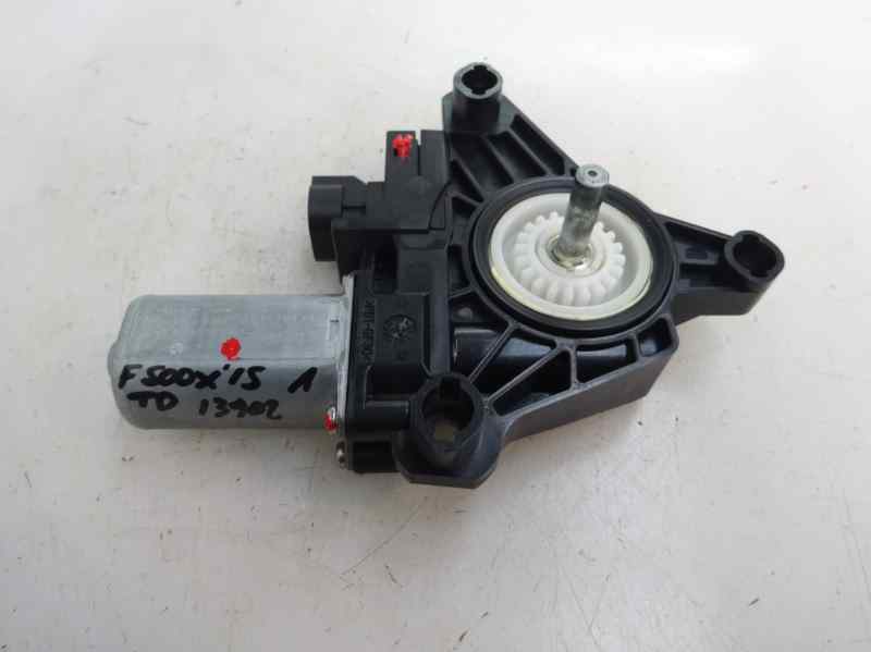 MOTOR ELEVALUNAS TRASERO DERECHO FIAT 500X 1.6 MT 110CV | 81KW