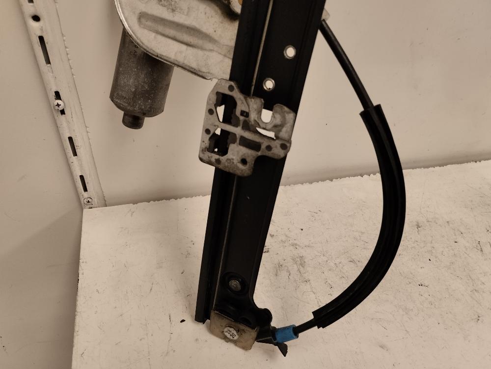 ELEVALUNAS DELANTERO IZQUIERDO BMW X5 3.0D MT 184CV