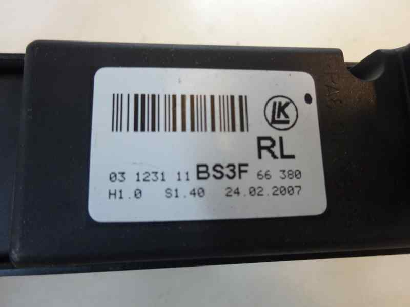MANDO ELEVALUNAS TRASERO IZQUIERDO MAZDA 3 1.6 CITD MT 109CV