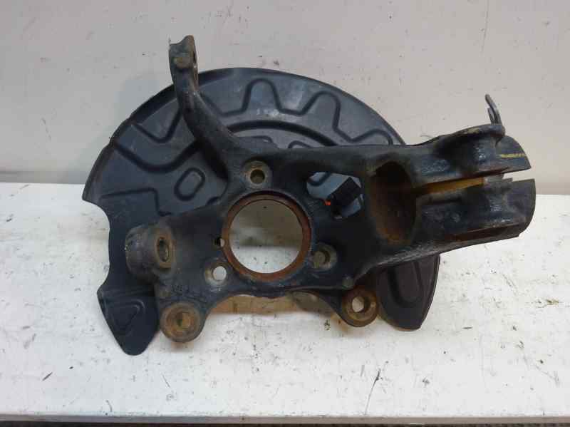 MANGUETA DELANTERA IZQUIERDA AUDI A3 1.6 TDI MT 110CV