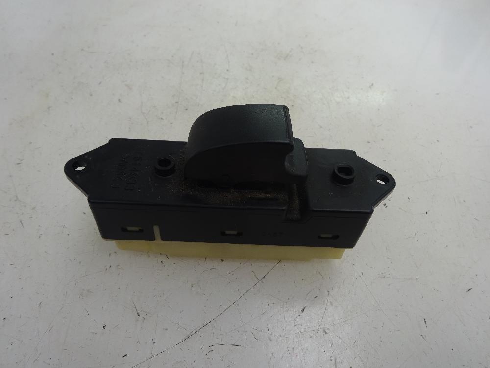 MANDO ELEVALUNAS TRASERO IZQUIERDO MITSUBISHI GRANDIS 2.0 DI-D MT 134CV