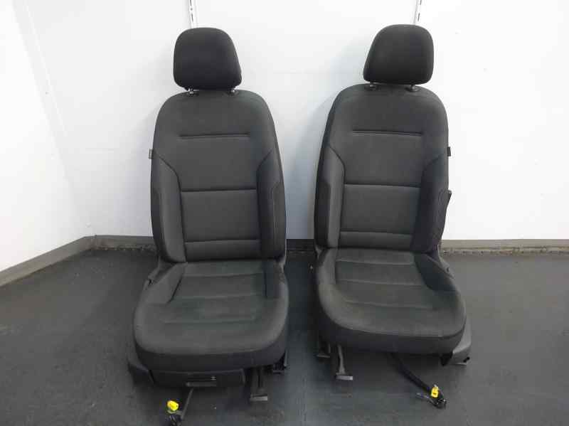 JUEGO ASIENTOS COMPLETO VOLKSWAGEN GOLF 1.4 TSI MT 125CV | 92KW