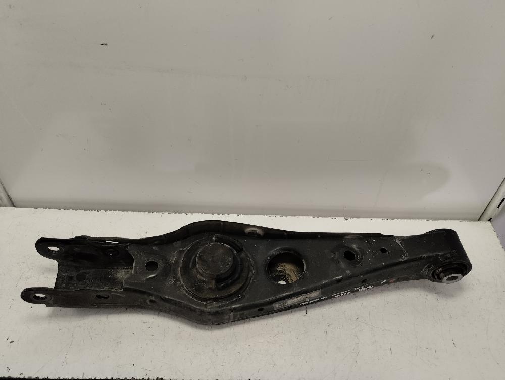 BRAZO SUSPENSION INFERIOR TRASERO IZQUIERDO HYUNDAI TUCSON 1.6 MT 132CV