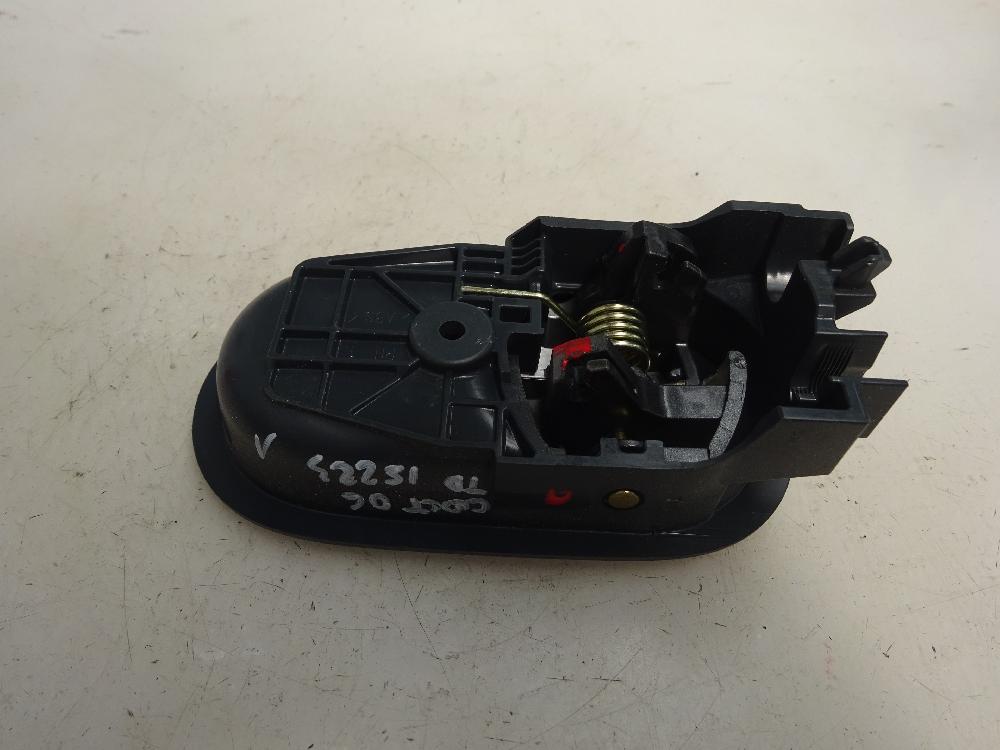 MANETA INTERIOR TRASERA DERECHA MITSUBISHI COLT 1.3 MT 95CV