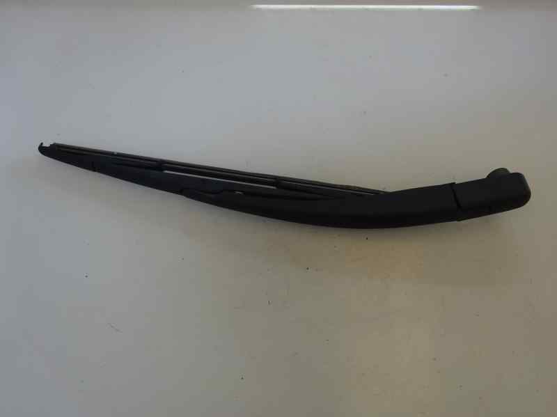 BRAZO LIMPIA TRASERO PEUGEOT 208 1.4 HDI MT 68CV
