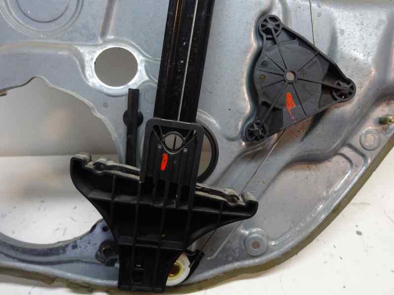 ELEVALUNAS TRASERO IZQUIERDO VOLKSWAGEN GOLF 1.9 TDI MT 90CV