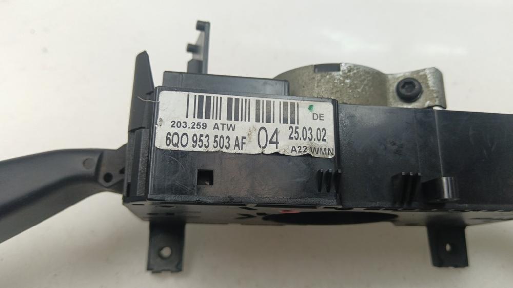 MANDO MULTIFUNCION SEAT IBIZA 1.9 TDI MT 130CV