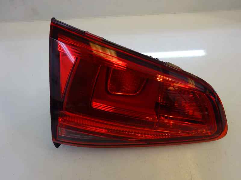 PILOTO TRASERO IZQUIERDO INTERIOR VOLKSWAGEN GOLF 1.6 MT 110CV | 81KW