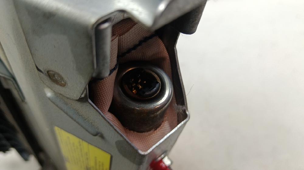 AIRBAG DELANTERO IZQUIERDO TOYOTA YARIS 1.4 D-4D MMT 89CV