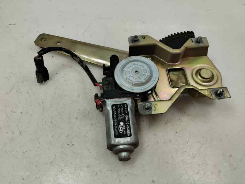 ELEVALUNAS TRASERO DERECHO HYUNDAI ATOS 1.1 MT 59CV