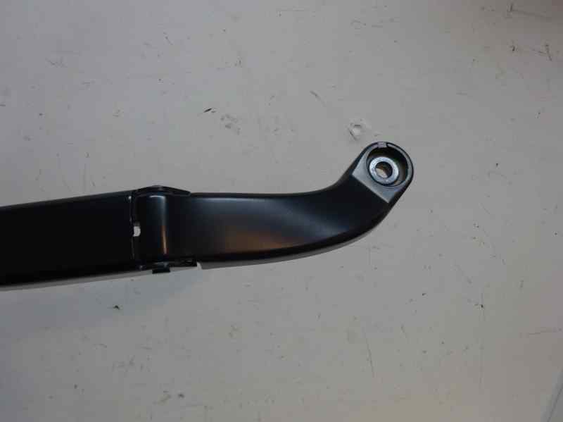 BRAZO LIMPIA DELANTERO DERECHO AUDI A3 1.6 TDI MT 110CV