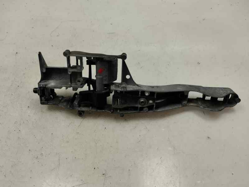 SOPORTE MANETA EXTERIOR DELANTERA IZQUIERDA CITROEN BERLINGO 1.6 HDI MT 92CV