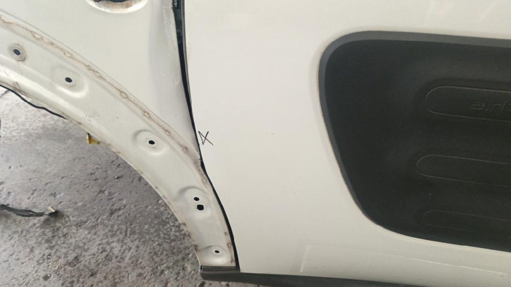 PUERTA DELANTERA IZQUIERDA CITROEN C4 CACTUS 1.6 MT 99CV | 73KW