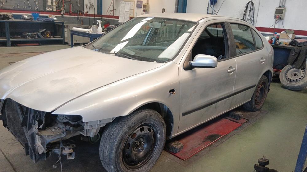 CAJA RELES FUSIBLES SEAT LEON 2002 1.6 MT 100CV | 74KW